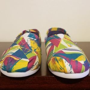 Multi Colored Toms